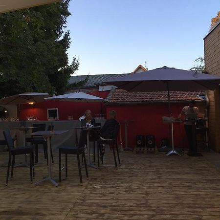 Bull'It Hotel Saint-Genis-Laval Buitenkant foto